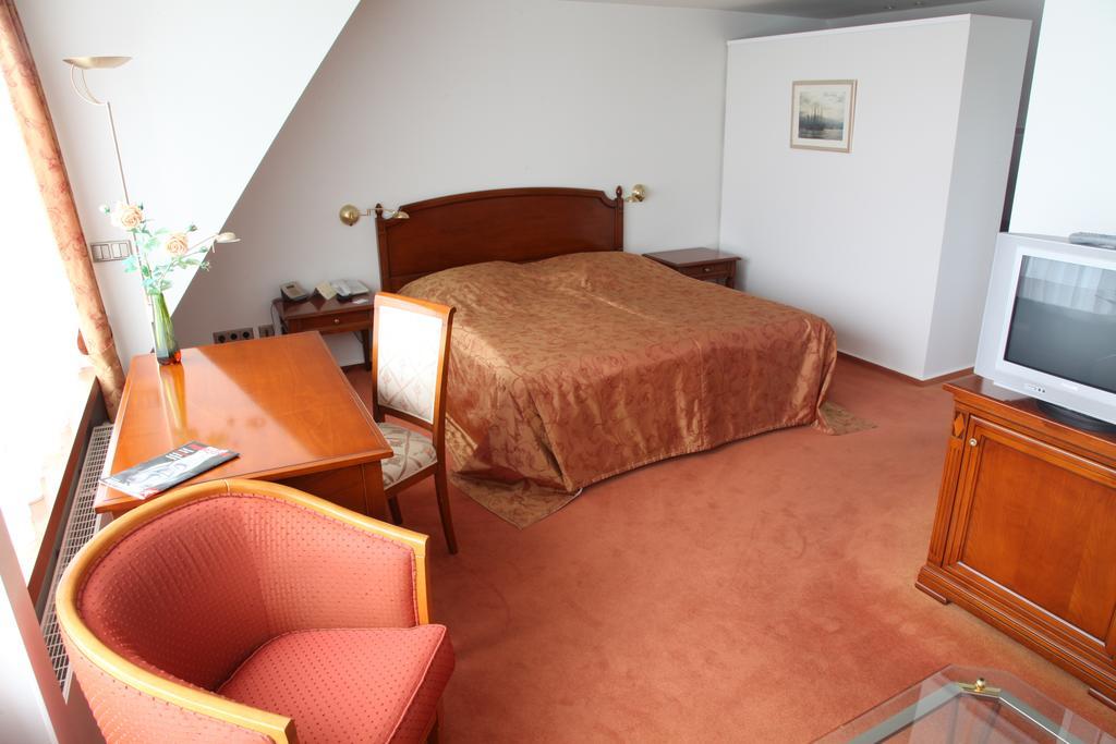 Hotel Waffenschmiede Kiel Room photo